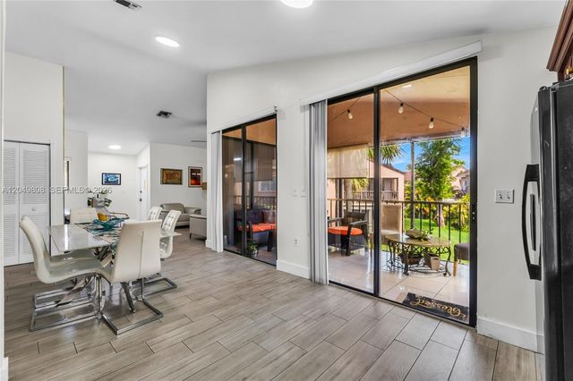 8211 NW 191st St 3-H, Hialeah, FL 33015