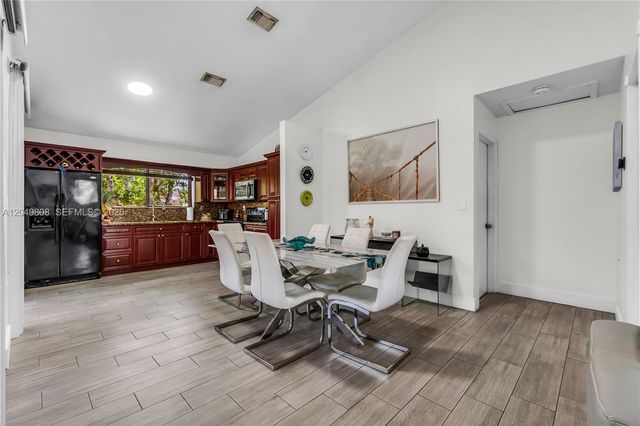 8211 NW 191st St 3-H, Hialeah, FL 33015