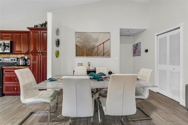 8211 NW 191st St 3-H, Hialeah, FL 33015