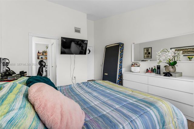 8211 NW 191st St 3-H, Hialeah, FL 33015