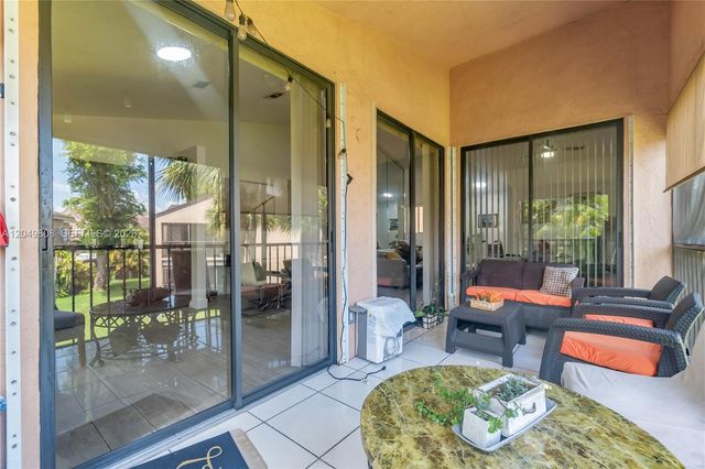 8211 NW 191st St 3-H, Hialeah, FL 33015