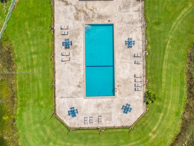 8211 NW 191st St 3-H, Hialeah, FL 33015