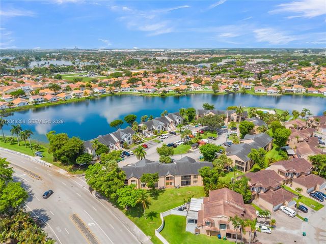 8211 NW 191st St 3-H, Hialeah, FL 33015