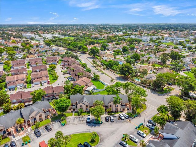 8211 NW 191st St 3-H, Hialeah, FL 33015