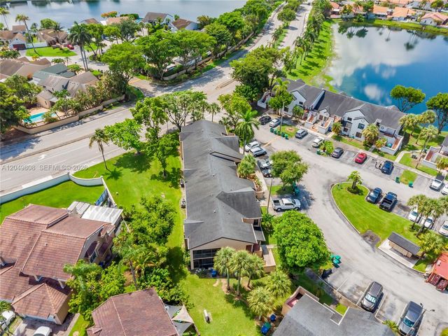 8211 NW 191st St 3-H, Hialeah, FL 33015