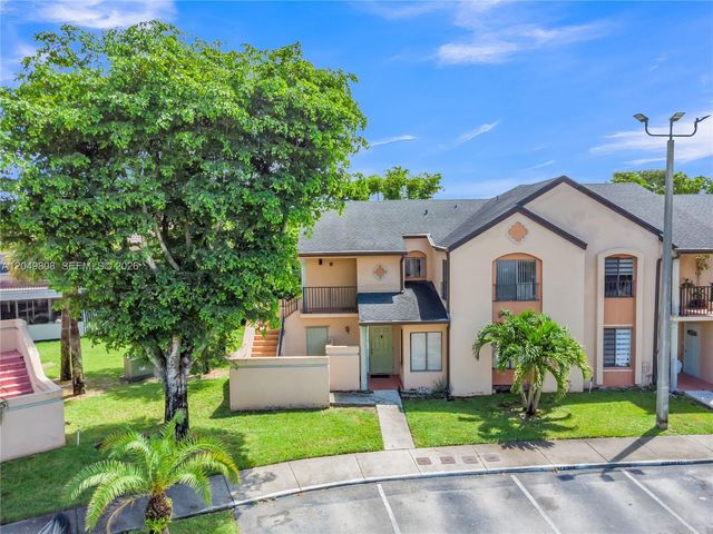 8211 NW 191st St 3-H, Hialeah, FL 33015