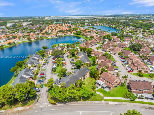 8211 NW 191st St 3-H, Hialeah, FL 33015
