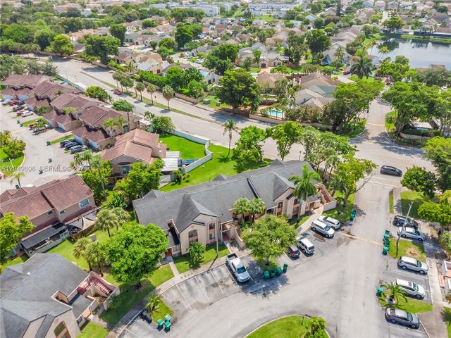 8211 NW 191st St 3-H, Hialeah, FL 33015