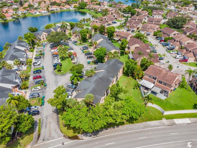 8211 NW 191st St 3-H, Hialeah, FL 33015