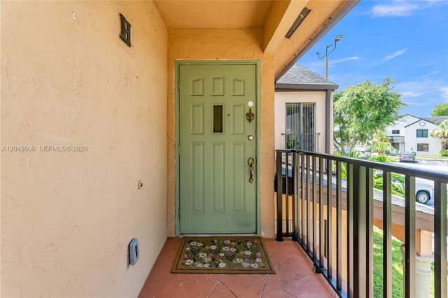 8211 NW 191st St 3-H, Hialeah, FL 33015