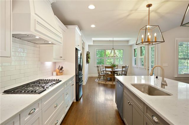 5045 Shade Creek Crossing, Cumming, GA 30028