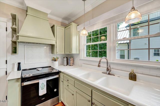 402 N Main Street, Four Oaks, NC 27524