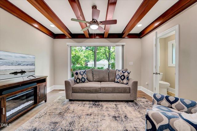 402 N Main Street, Four Oaks, NC 27524