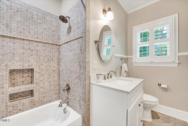 402 N Main Street, Four Oaks, NC 27524