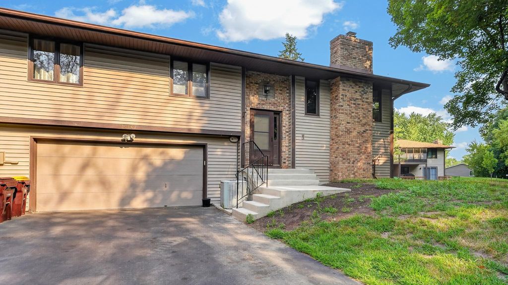 30167 Olinda Trail, Lindstrom, MN 55045 — exterior