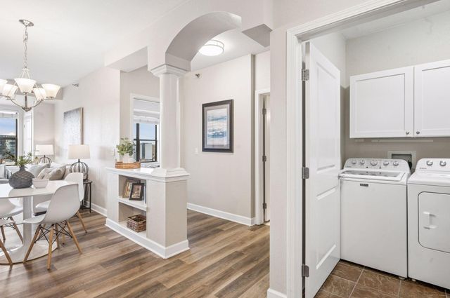 1155 Ford Road 513, Saint Louis Park, MN 55426