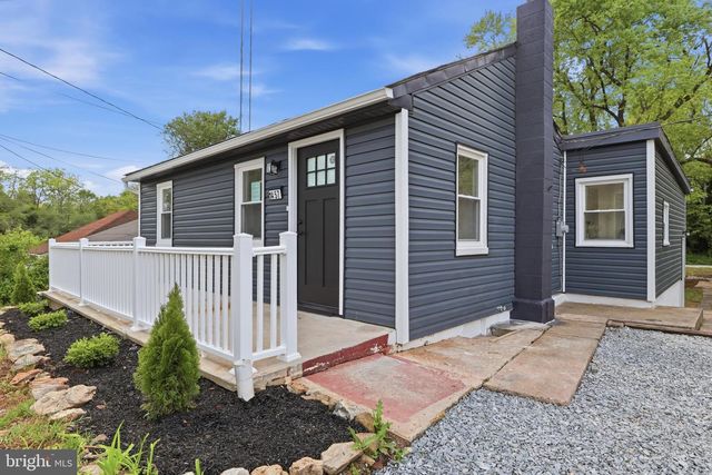 1457 SALEM RD, York, PA 17404