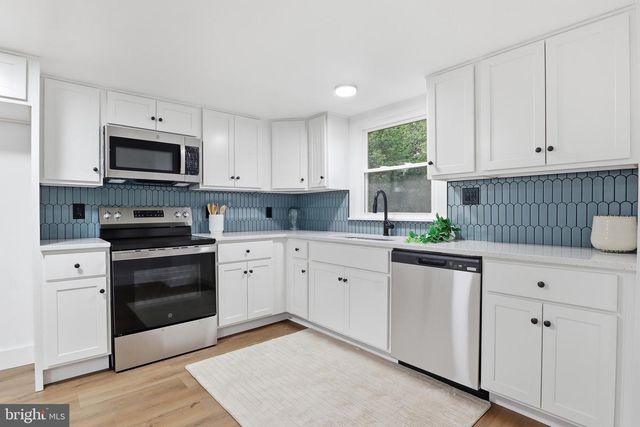 1457 SALEM RD, York, PA 17404