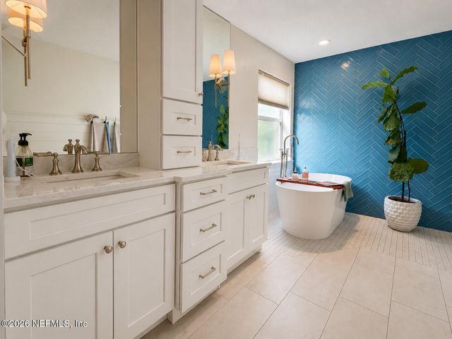 880 CANDLEBARK Drive, Jacksonville, FL 32225