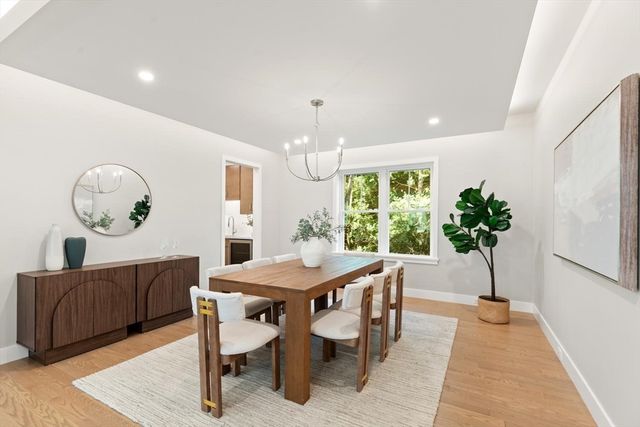 89 Spring St, Lexington, MA 02421