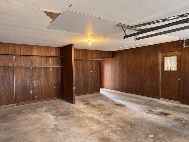 946 Hardeman Street, Sealy, TX 77474