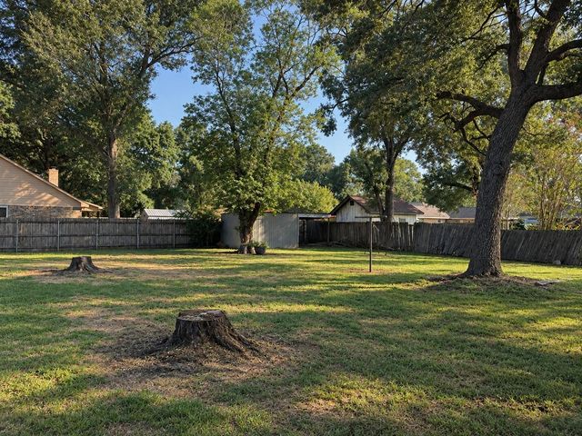 946 Hardeman Street, Sealy, TX 77474