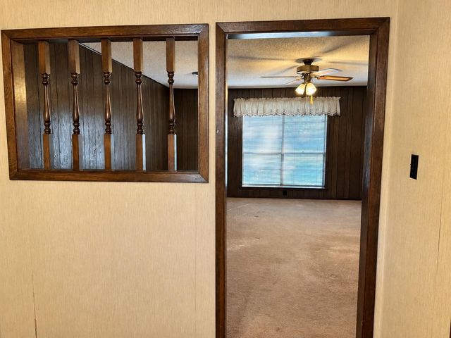 946 Hardeman Street, Sealy, TX 77474