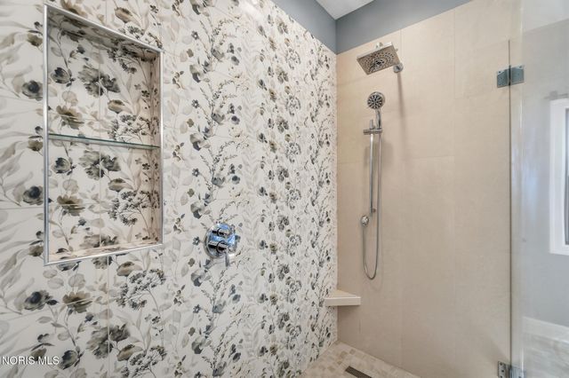 1531 Saint Andrews Drive, Bowling Green, OH 43402