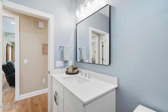 1531 Saint Andrews Drive, Bowling Green, OH 43402