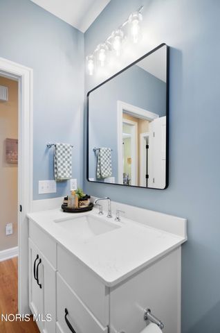 1531 Saint Andrews Drive, Bowling Green, OH 43402