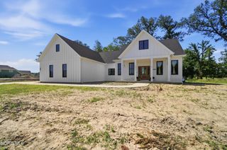 1531 Saint Andrews Drive, Bowling Green, OH 43402
