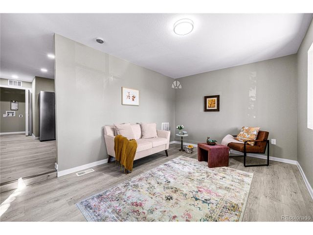 937 Elm St, Pueblo, CO 81004