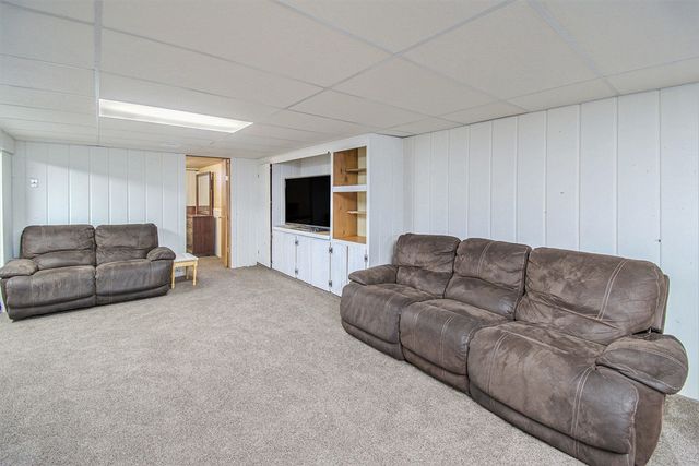 409 South Street, Spring Lake, MI 49456