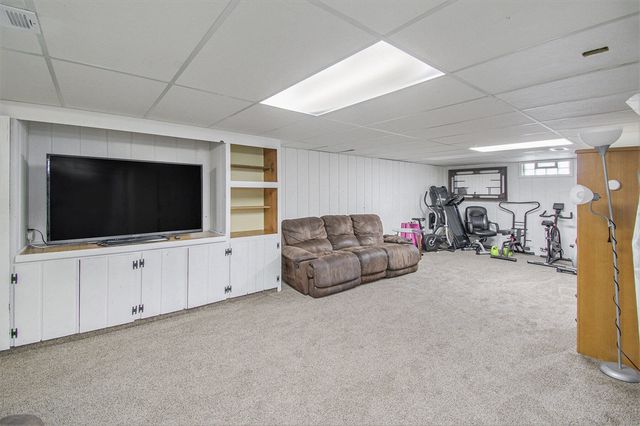 409 South Street, Spring Lake, MI 49456