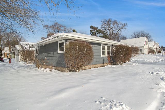409 South Street, Spring Lake, MI 49456