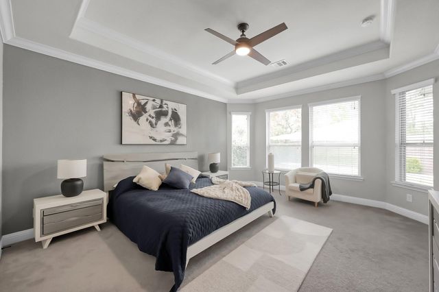 98 Lindenberry Circle, The Woodlands, TX 77389