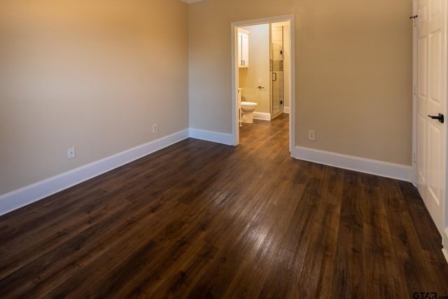 1912 Hollylake Circle, Tyler, TX 75703