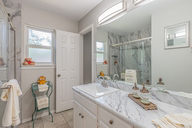 9265 Meandering Drive, North Richland Hills, TX 76182
