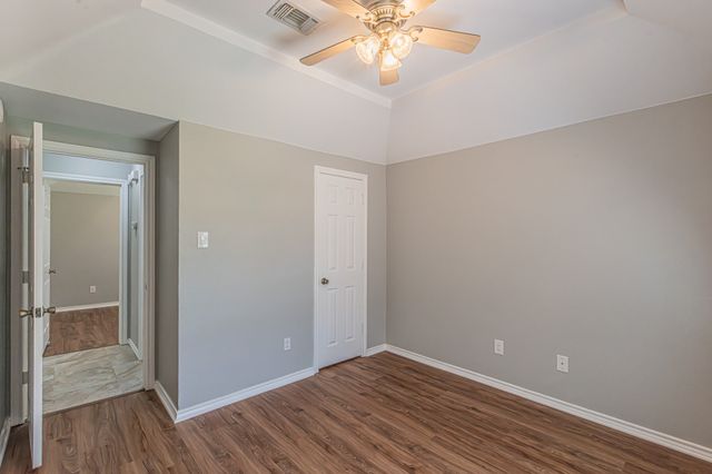 9265 Meandering Drive, North Richland Hills, TX 76182