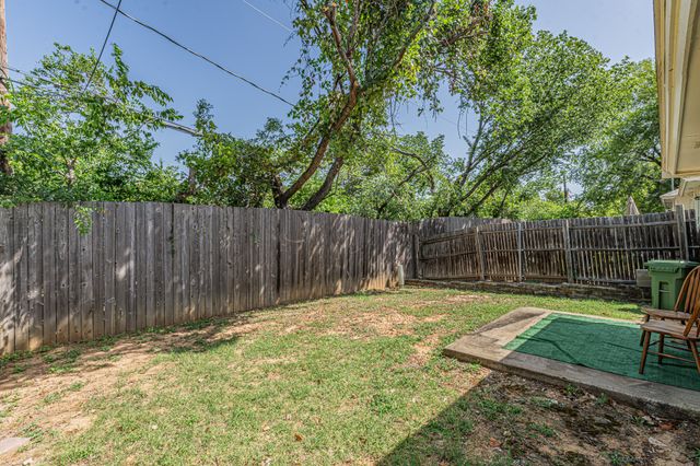 9265 Meandering Drive, North Richland Hills, TX 76182
