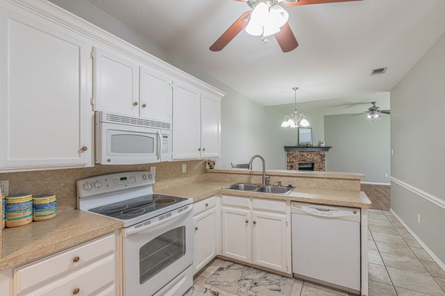 9265 Meandering Drive, North Richland Hills, TX 76182