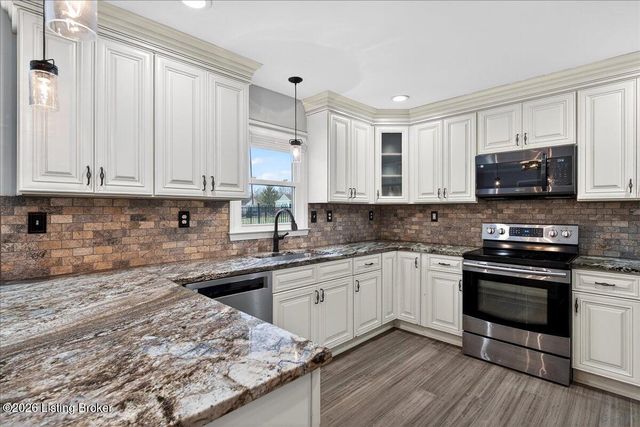 2005 Waldner Ct, Crestwood, KY 40014