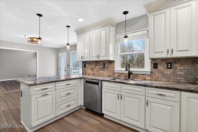 2005 Waldner Ct, Crestwood, KY 40014