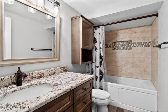 2005 Waldner Ct, Crestwood, KY 40014