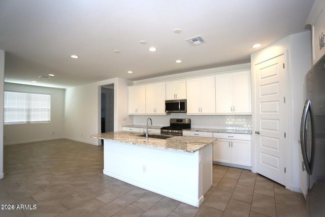 4407 N 94th Drive, Phoenix, AZ 85037