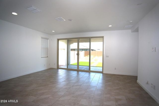 4407 N 94th Drive, Phoenix, AZ 85037