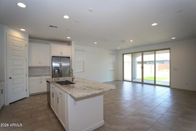 4407 N 94th Drive, Phoenix, AZ 85037
