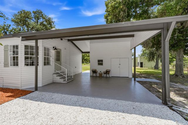 5005 SUGAR OAK LANE, Dover, FL 33527