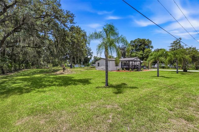 5005 SUGAR OAK LANE, Dover, FL 33527