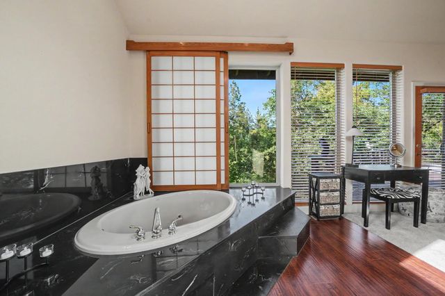 12091 Mierkey Rd., Jackson, CA 95642